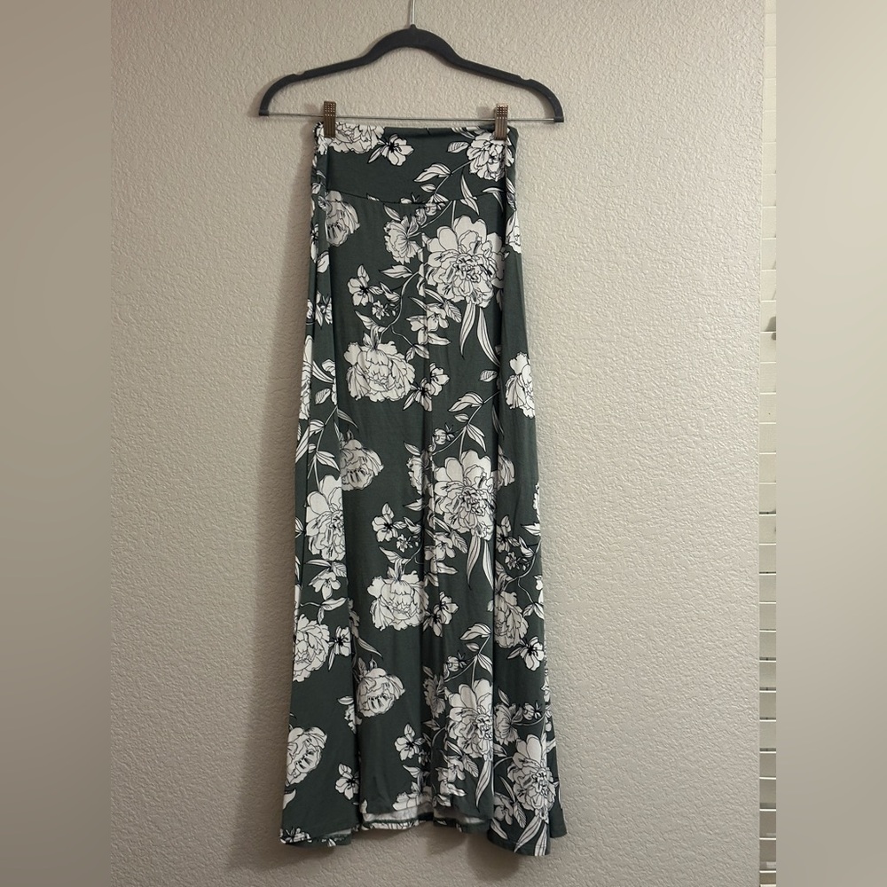 Floral green maxi skirt